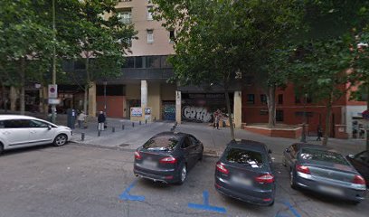 Punto Limpio Distrito Centro  Calle Ribera De Curtidores 37   8211  A  B  C Madrid